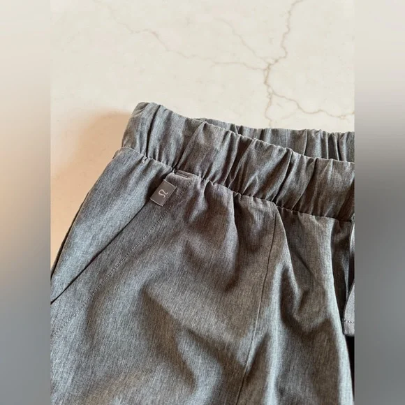Women’s Lululemon Jogger Pants in Grey - Size 2XL - Picture 2 of 7